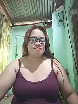 Show de rowena_123 na webcam