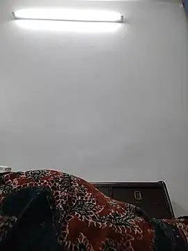 Saanvilusty 现场XXX聊天