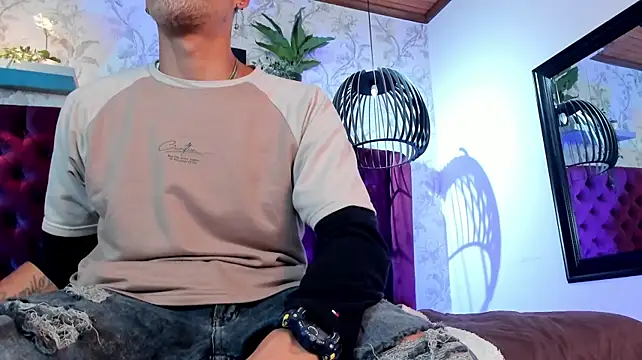DrakeNeumann 即時 XXX 聊天