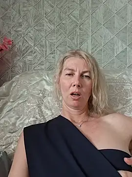 Chat XXX en directo de stellahere8