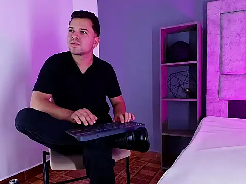 Hey_Noaah Live XXX-chat