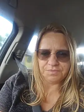 BLONDKICIA1's Live XXX Chat