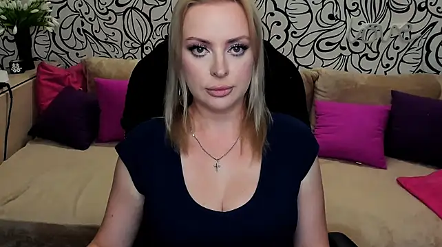 Hotdreamhere XXX чат на живо