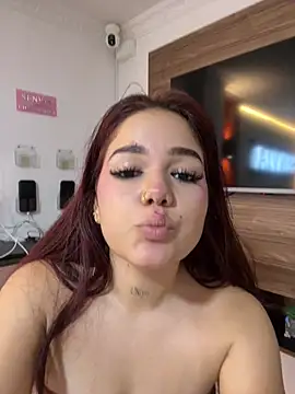 amelia_rousse26's Webcam Show