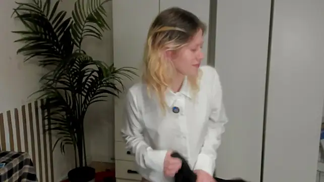 Silly__Milly's Live XXX Chat
