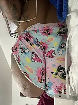 Show de danilyns na webcam