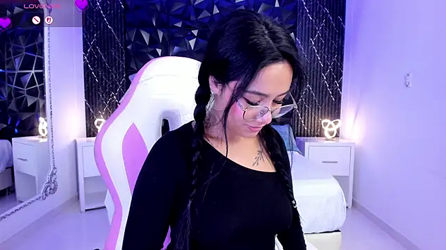 AnaiaClarck's Live XXX Chat