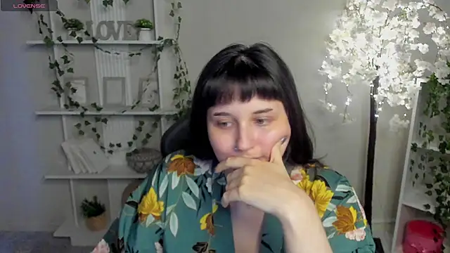 Mia__sensual XXX чат на живо