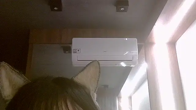 Chat +18 de SkinnyKitten ao vivo