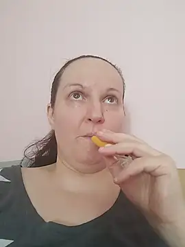 BustyLadyAlma Live XXX-Chat