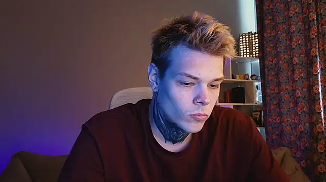 DENIS_HERE XXX чат на живо