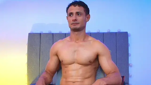Adonys_Lewis_のウェブカメラショー