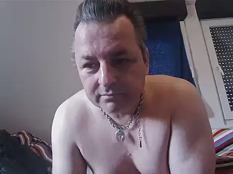 boy0230M: απευθείας συνομιλία ΧΧΧ