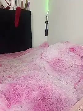 Webkamerová show Kiim_xxx_Kattaa
