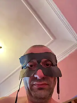 הופעת וובקאם של Ariel_Ari