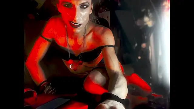 TgirlBratのウェブカメラショー