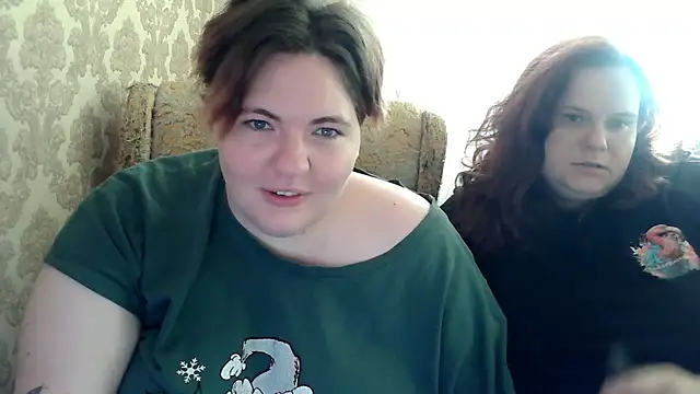 Show modela MilaXHelen na web-kameri