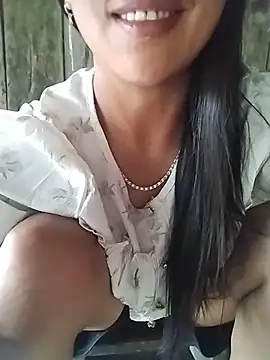 Helen-nn's Live XXX Chat
