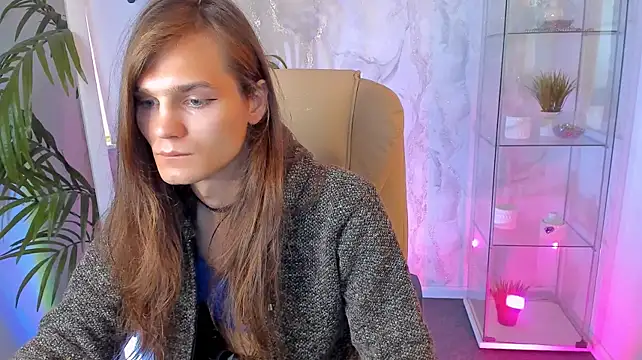 WillFobos Adlı Modelin Canlı XXX Sohbeti