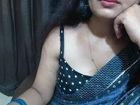 Chat XXX en directo de Kudi_Kiyara