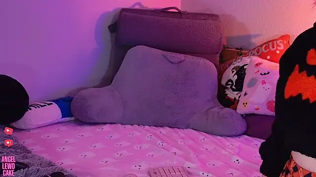 Angel-Lewd-Cake লাইভ XXX চ্যাট