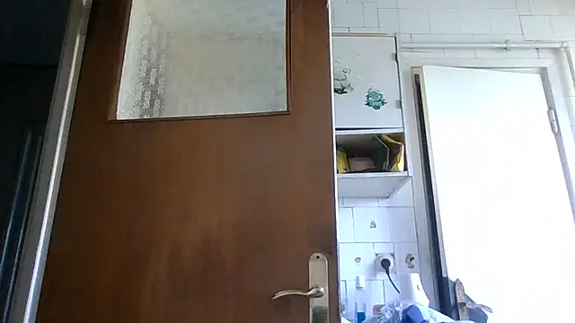 mariusica1@xh Chat XXX live