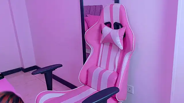 Živý XXX chat Megam_white