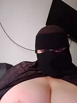 LANA___sexy Adlı Modelin Web Kamerası Şovu