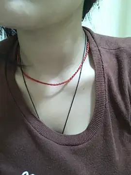Cute_Kavya7 网络视讯表演