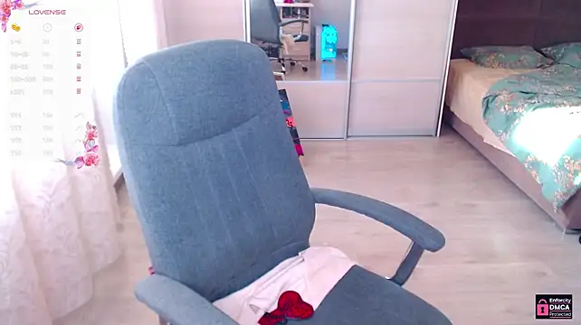 Lana__Nova Adlı Modelin Canlı XXX Sohbeti