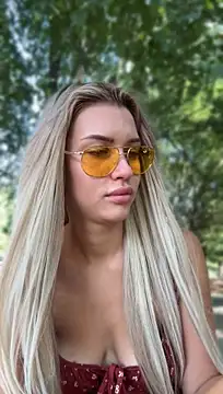 KikiWatson Adlı Modelin Web Kamerası Şovu