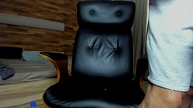 Chat +18 de IvanHydee ao vivo