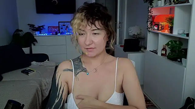 Megan__Hart Chat XXX live