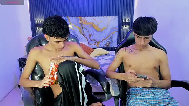 Estiv18_ 라이브 XXX 채팅