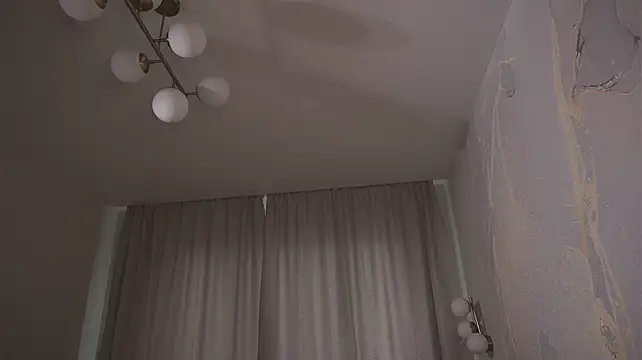 sialemy Adlı Modelin Canlı XXX Sohbeti