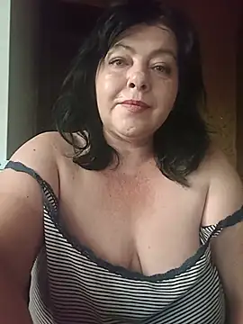 Show modela DancingMOMMY na web-kameri