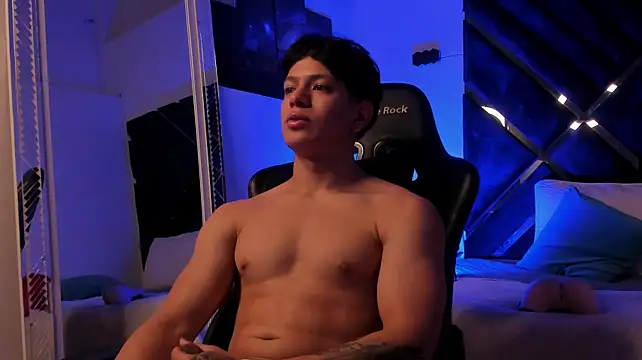 צ'אט XXX בשידור חי של TonyPetrovjs