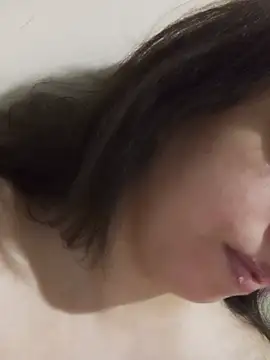 Beerrry Adlı Modelin Canlı XXX Sohbeti
