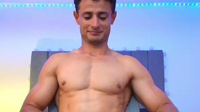 Онлайн чат XXX Adonys_Lewis_