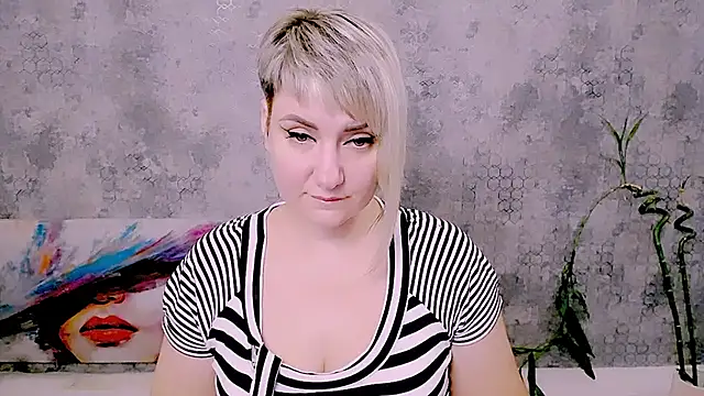 Chat XXX en directo de Djullia