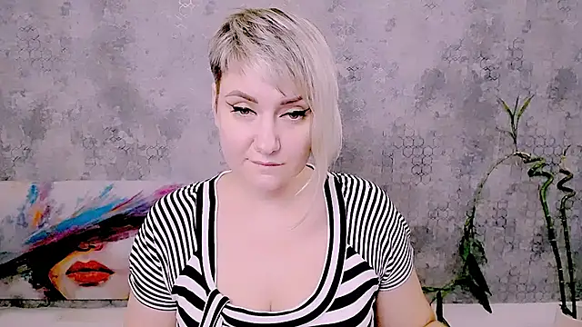 Czat XXX na żywo – Djullia