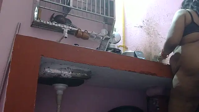 Pooja-suman লাইভ XXX চ্যাট