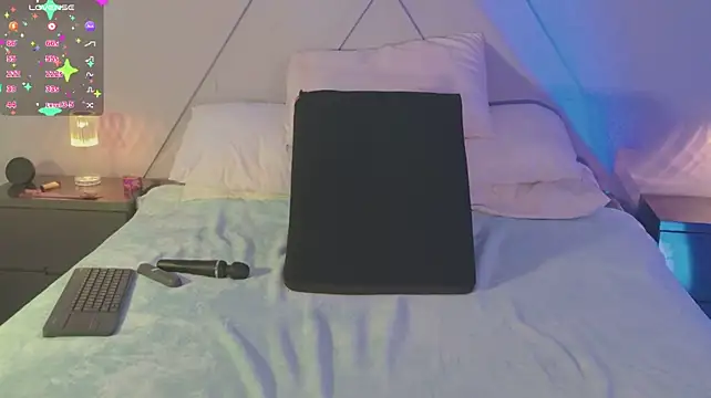 emmajohnss' Live XXX Chat