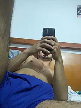 Chatroom XXX en direct de Taylor_DiamondBoy