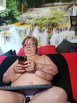 QueenPammy1 Chat XXX live