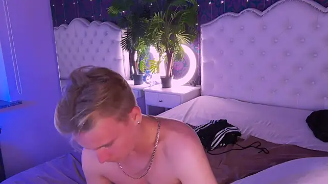 _AlexHot_ লাইভ XXX চ্যাট