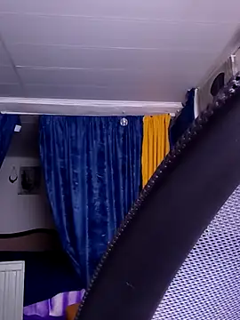 irinamaux Adlı Modelin Canlı XXX Sohbeti