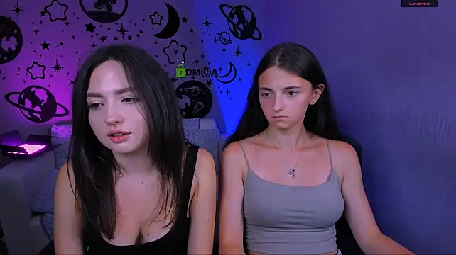 caroline_honeyy: απευθείας συνομιλία ΧΧΧ