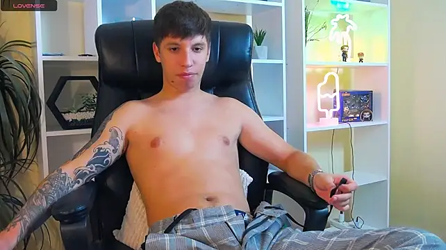 Вебкам-шоу ThomasEdisonn