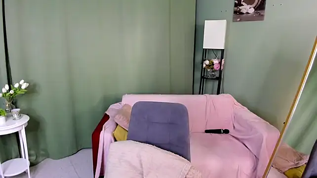 LeticiaRomano's Live XXX Chat